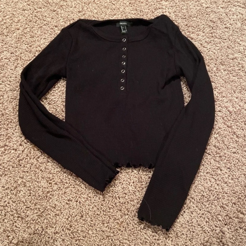 long sleeve crop top